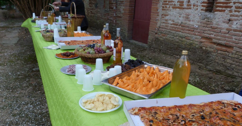 Buffet offert par la municipalité après le concert 